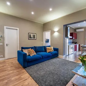 https://porta-romana-red-wifi-apartment.it-tuscanyhotel.com